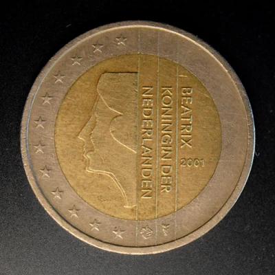 Standard circulation 2 euro coin - Netherlands - 2001